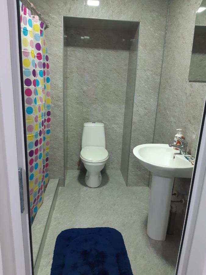 Lind Guest House B&B ギュムリ エクステリア 写真