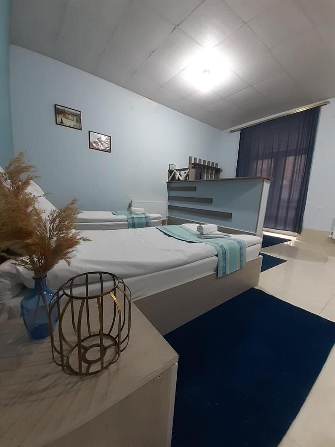 Lind Guest House B&B ギュムリ エクステリア 写真