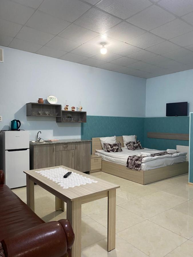 Lind Guest House B&B ギュムリ エクステリア 写真
